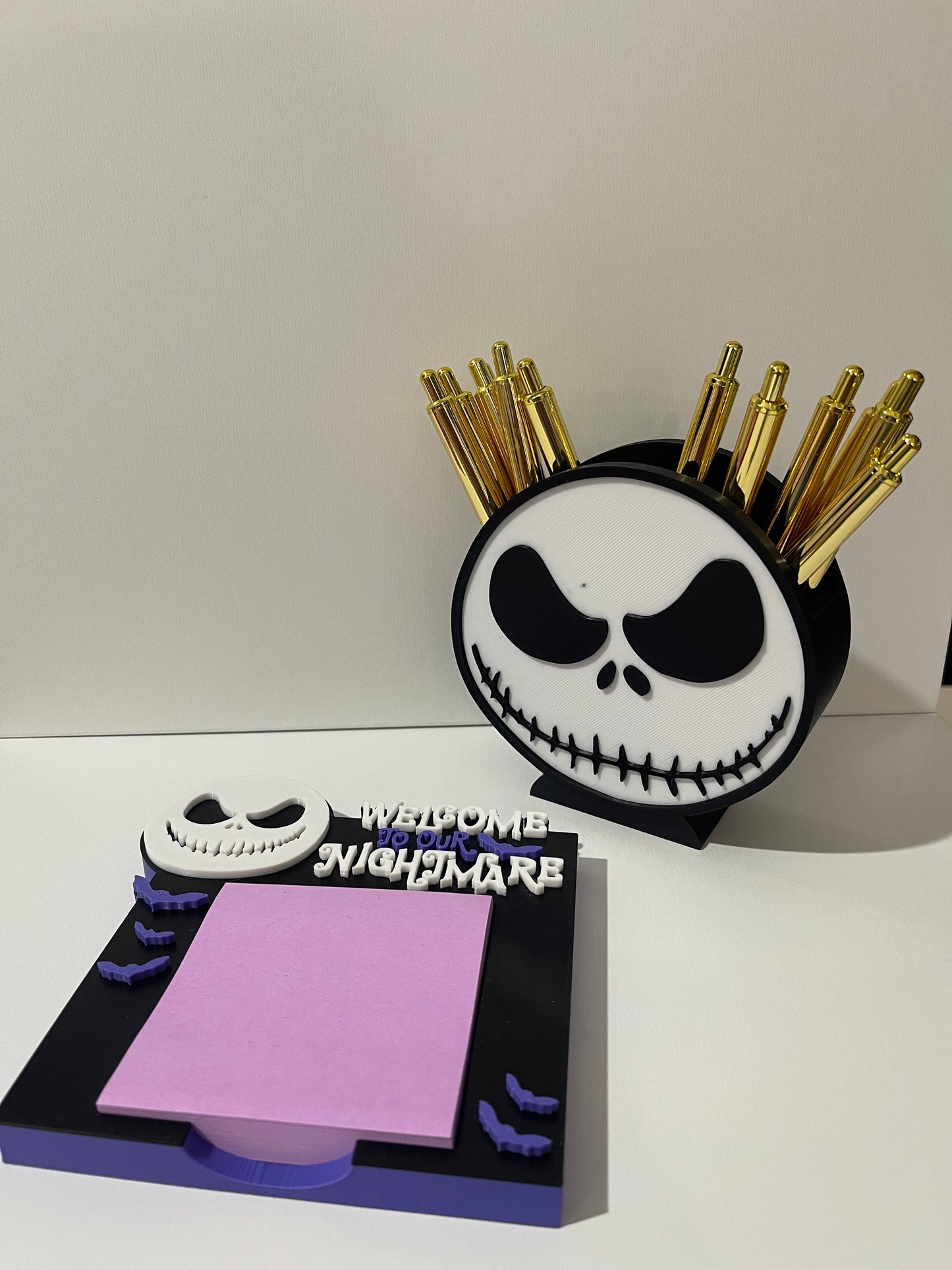 Jack pen and sticky note holder