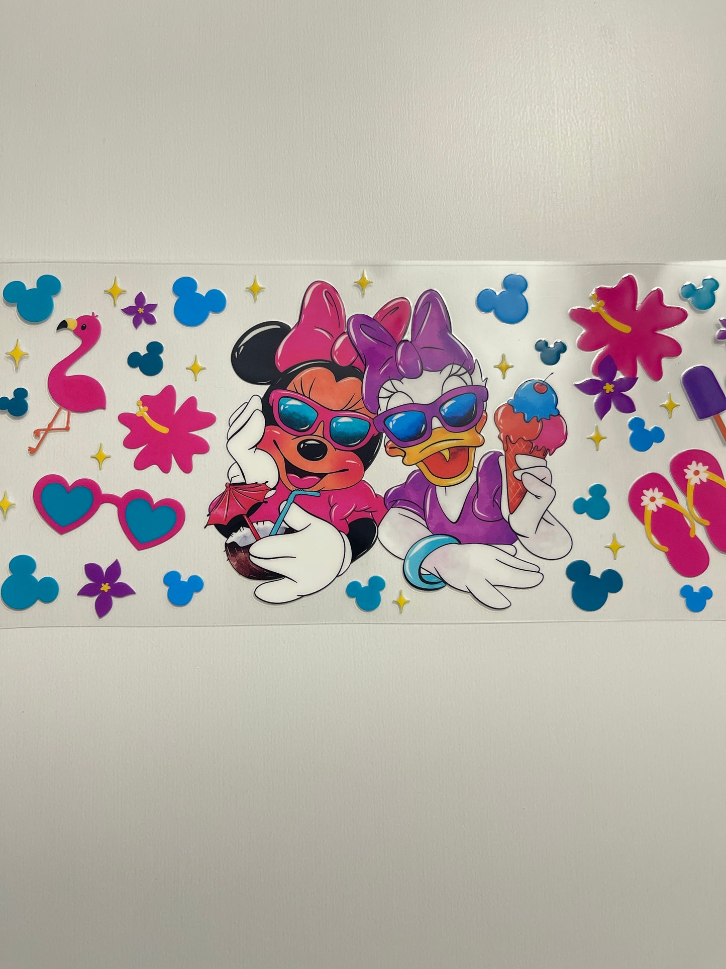 #113 Minnie & daisy uvdtf cup wrap
