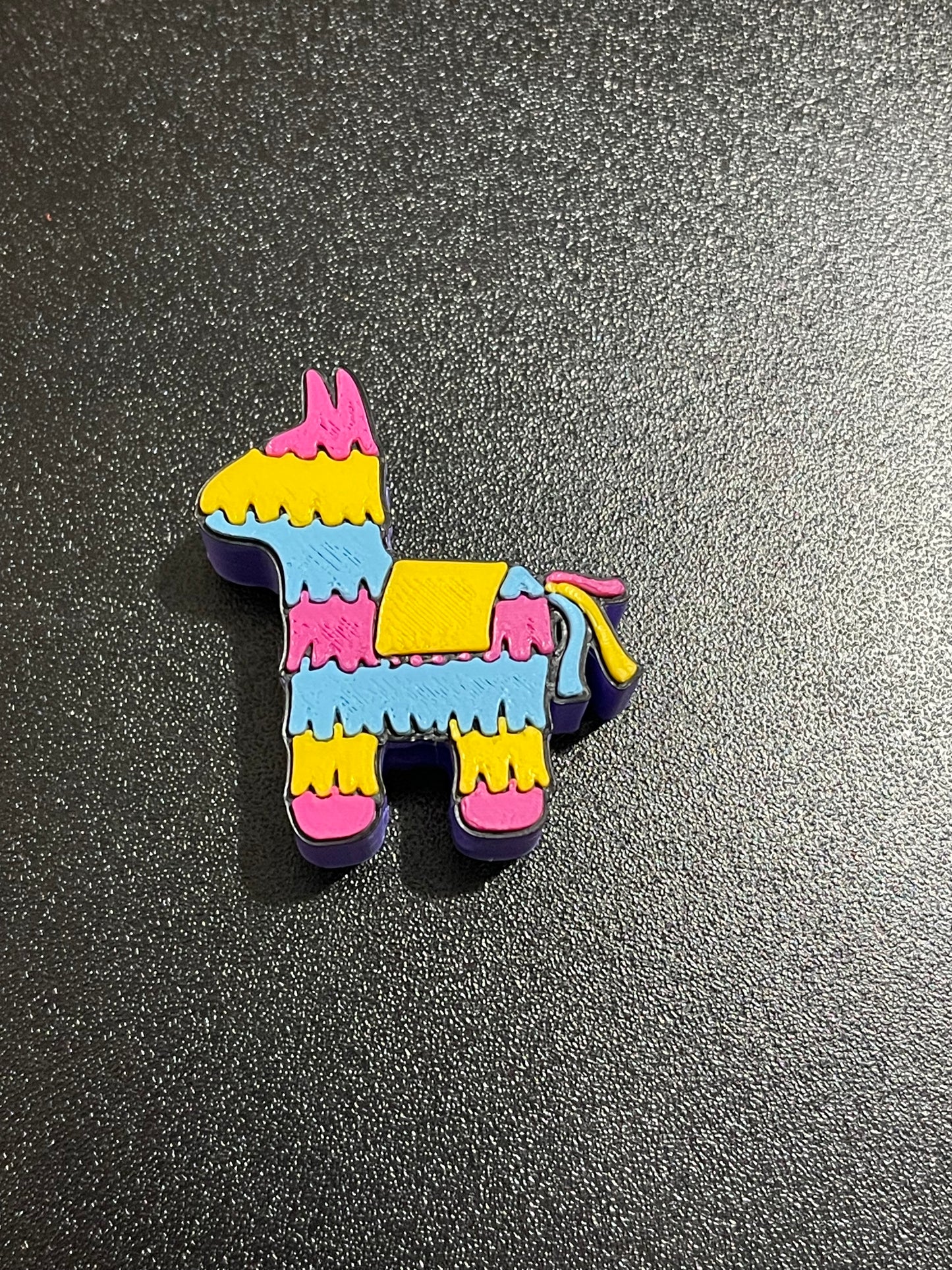 Piñata straw topper standard size