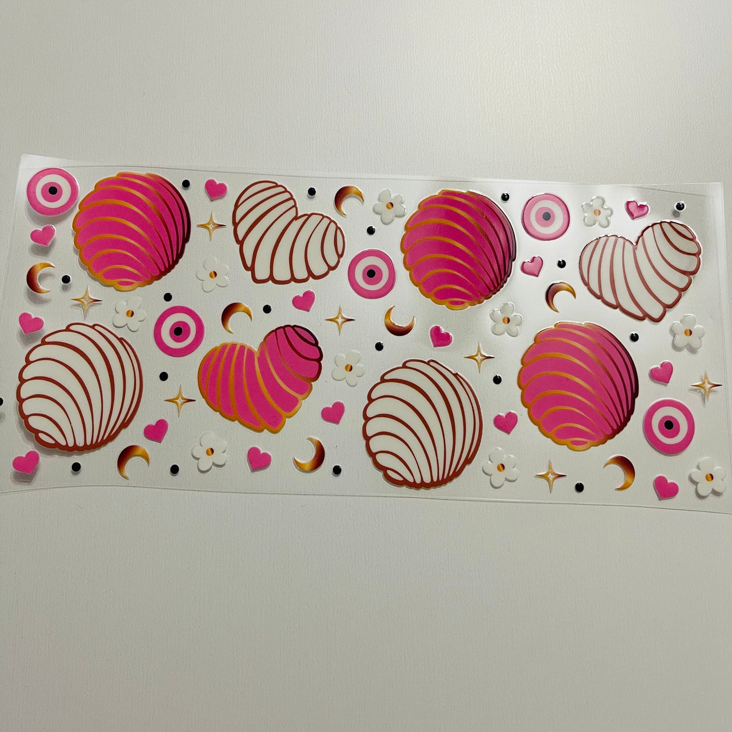 #41 pink & white conchas uvdtf wrap