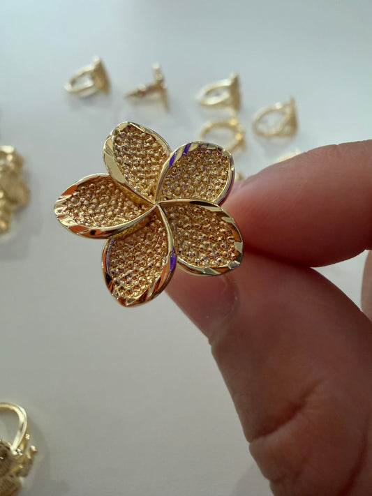 Flower 18k laminated gold ring