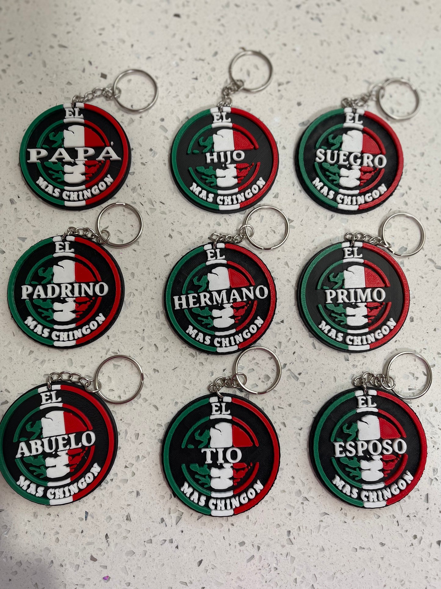 Familia chingona Keychain 9 pieces