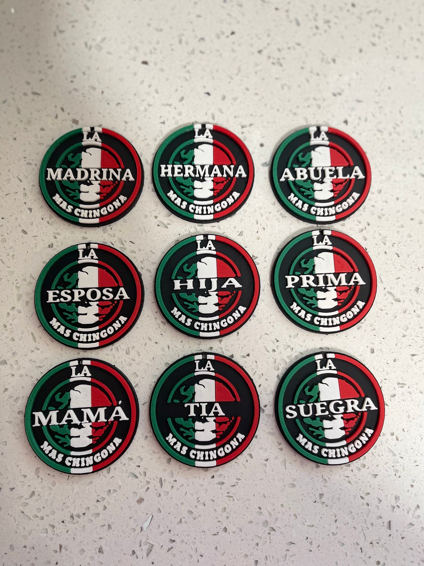 Familia chingona Keychain 9 pieces